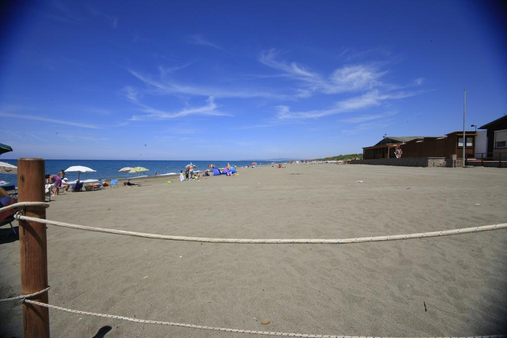 Campeggio Del Forte Marina Di Bibbona Exteriör bild